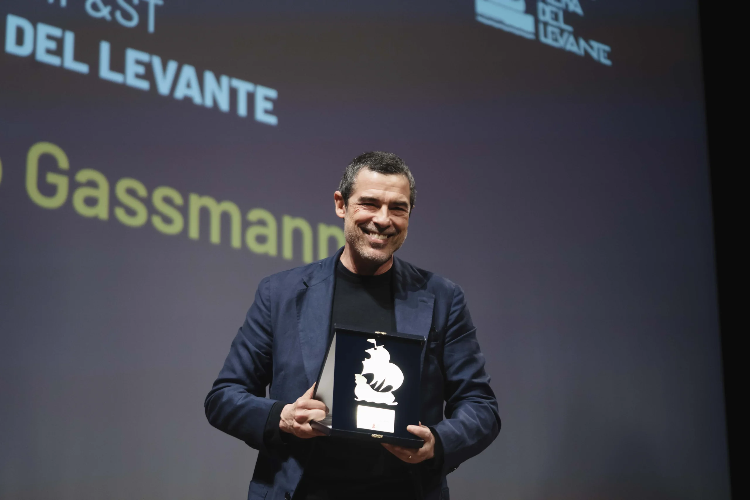 Copia di PETRUZZELLI_20-00_G A _32